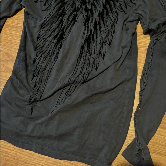 Affliction top - long sleeve - ripped sleeve design - Picture 6 of 6